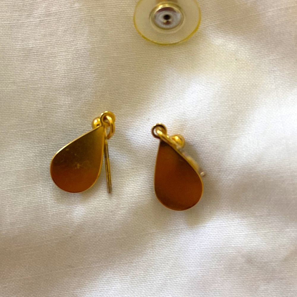 🎉HP🎉 Jonz Gold & Green Dangle Earrings - Picture 5 of 5